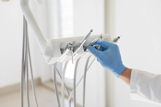 24/7 Emergency Wisdom Tooth Removal experts in Dent, OH